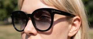 Tom Ford Moira FT1109 01B 53 Gegenereerde afbeelding